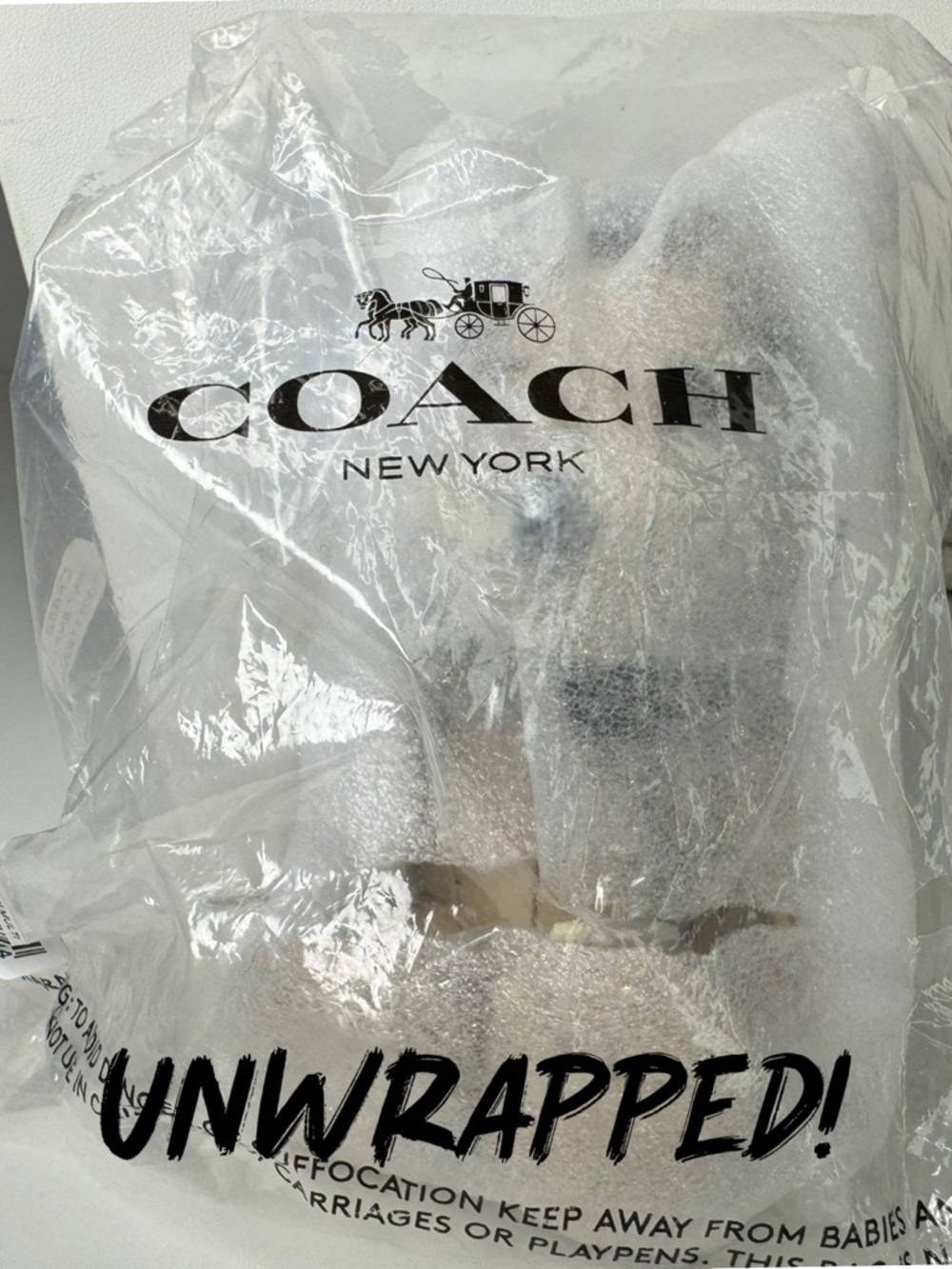 Coach X Peanuts Snoopy Collectible Bag Charm Leather Ivory Style CF852 - Picture 4 of 6